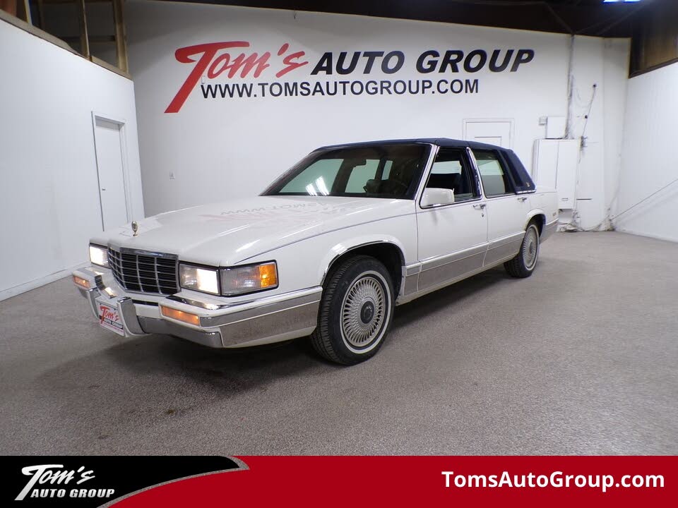 1993 Cadillac DeVille Sedan FWD