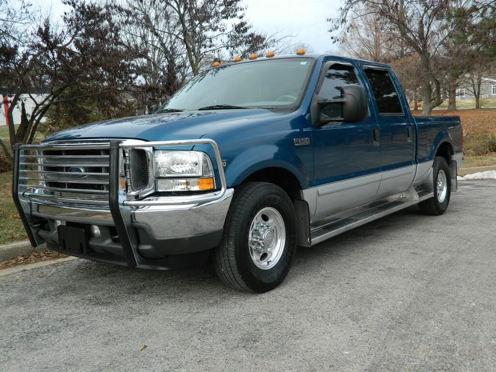 2002 Ford F-250 Super Duty Lariat Crew Cab SB