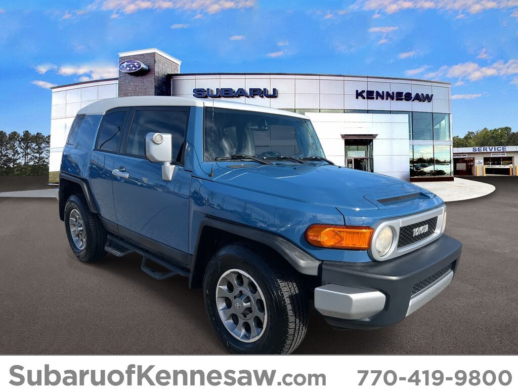 2013 Toyota FJ Cruiser 2WD