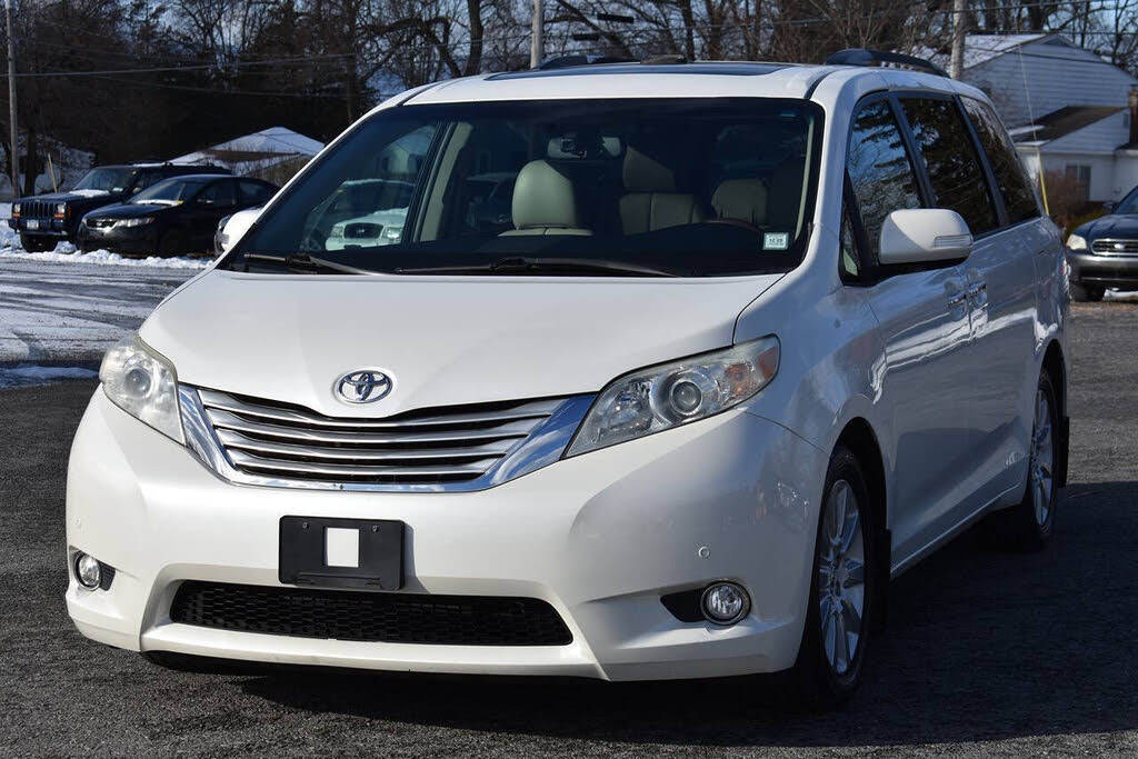 2013 Toyota Sienna Limited 7-Passenger