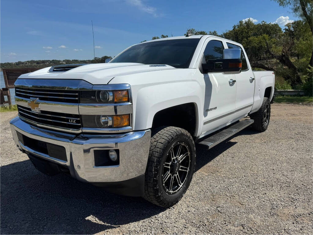 2018 Chevrolet Silverado 2500HD LTZ Crew Cab 4WD