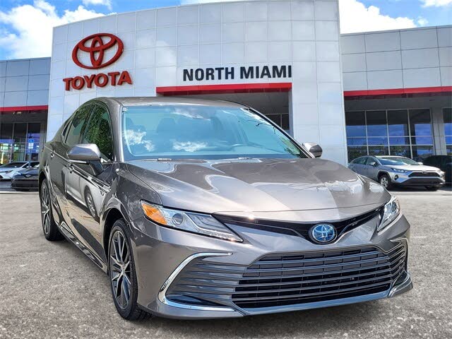2021 Toyota Camry Hybrid XLE FWD
