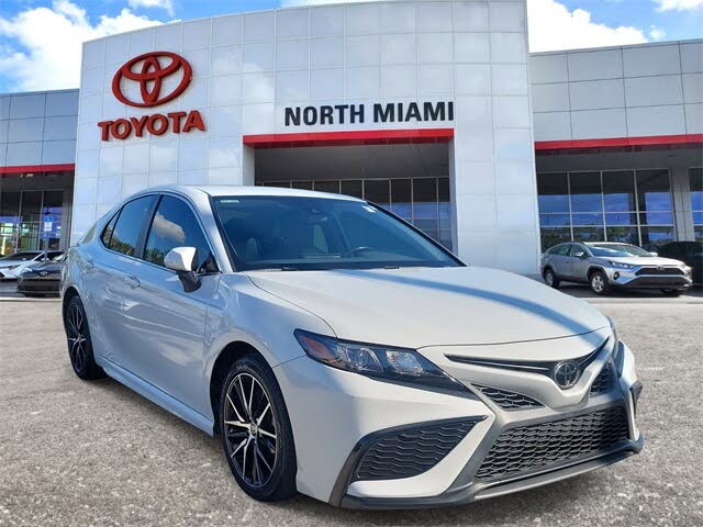2022 Toyota Camry SE FWD