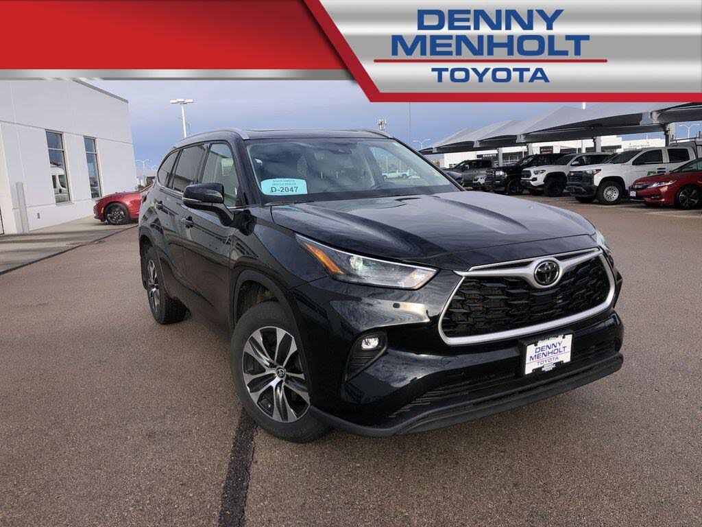 2022 Toyota Highlander XLE AWD