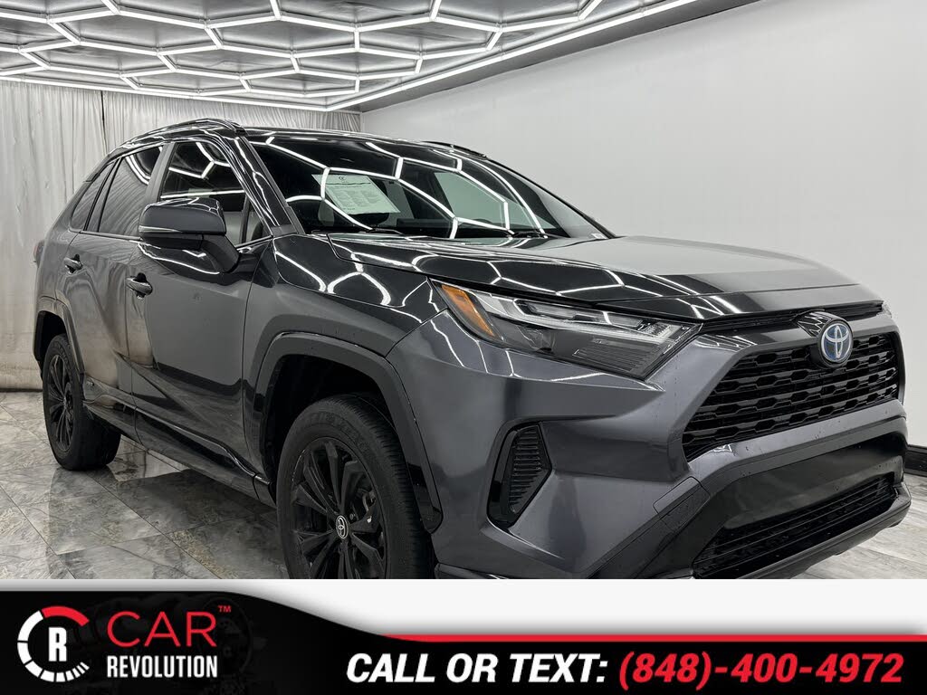 2022 Toyota RAV4 Hybrid SE AWD