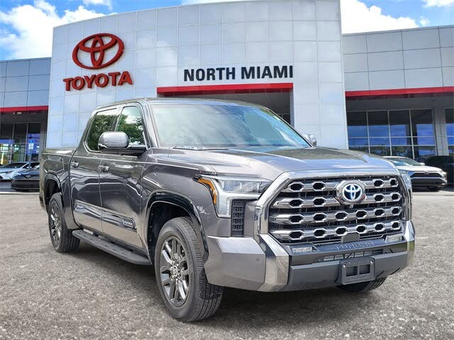 2022 Toyota Tundra Hybrid Platinum HV CrewMax Cab 4WD