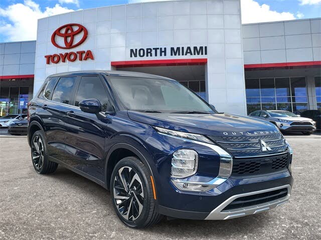 2023 Mitsubishi Outlander SE FWD