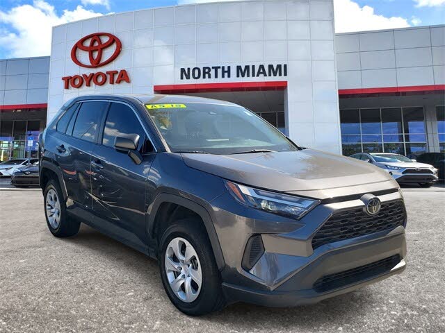 2023 Toyota RAV4 LE FWD