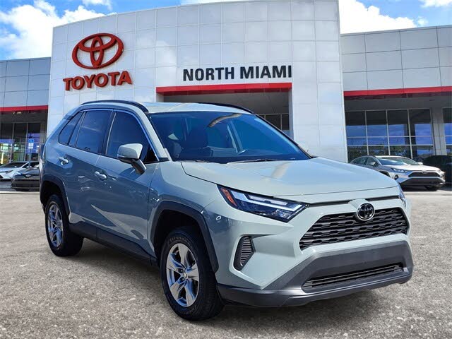 2023 Toyota RAV4 XLE FWD