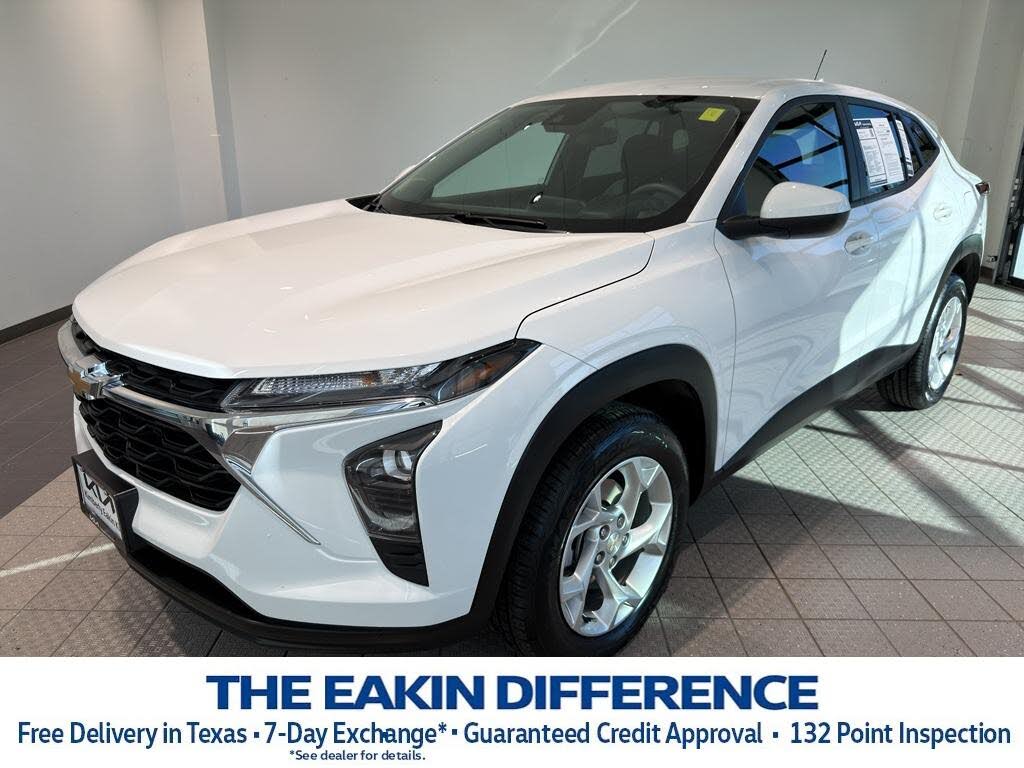 2024 Chevrolet Trax LS FWD