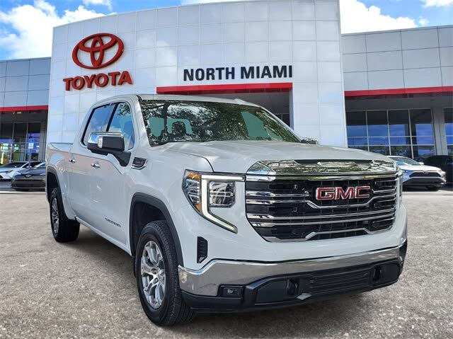 2024 GMC Sierra 1500 SLT Crew Cab RWD