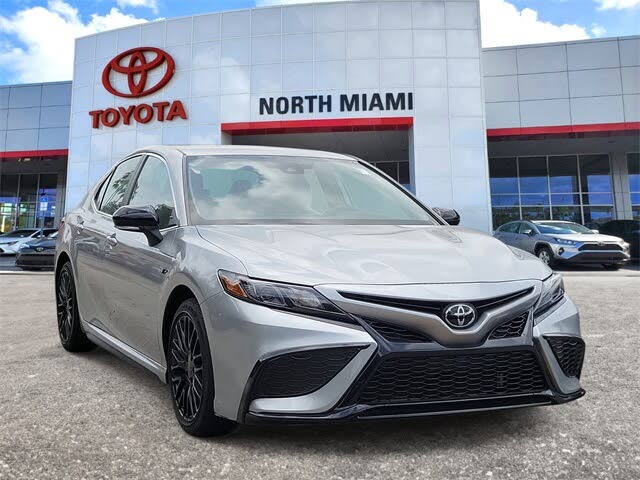 2024 Toyota Camry SE FWD