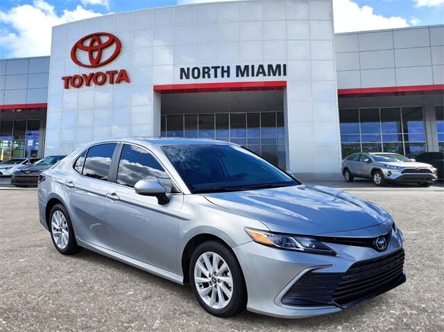 2024 Toyota Camry LE FWD