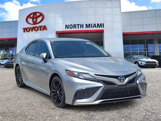 2024 Toyota Camry Hybrid XSE FWD