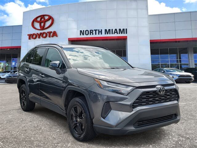 2024 Toyota RAV4 XLE FWD