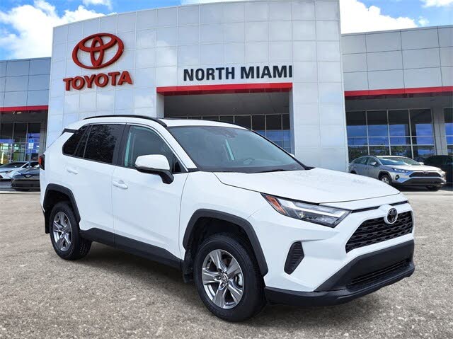 2024 Toyota RAV4 XLE FWD