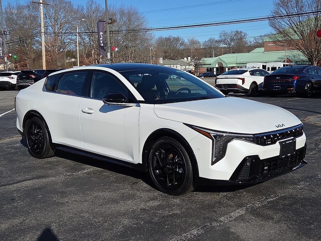 2025 Kia K4 GT-Line Turbo FWD