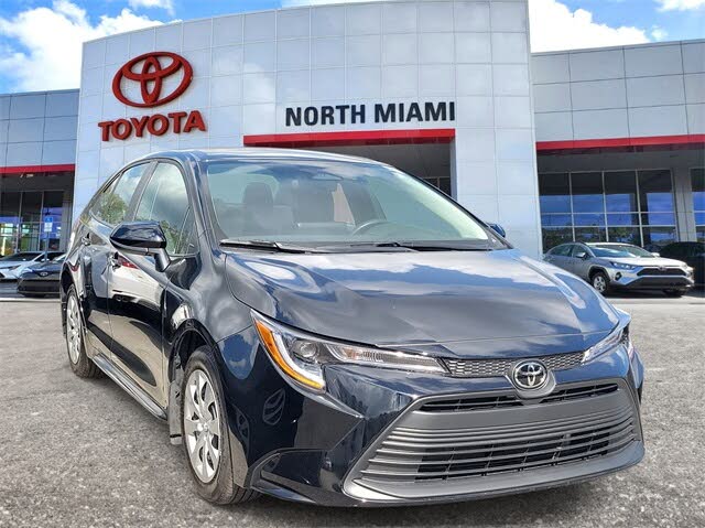 2025 Toyota Corolla LE FWD