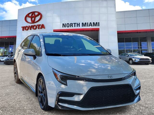 2025 Toyota Corolla SE FWD