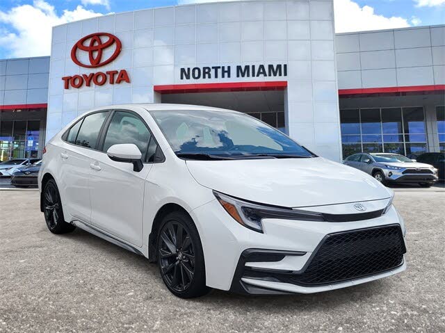 2025 Toyota Corolla SE FWD