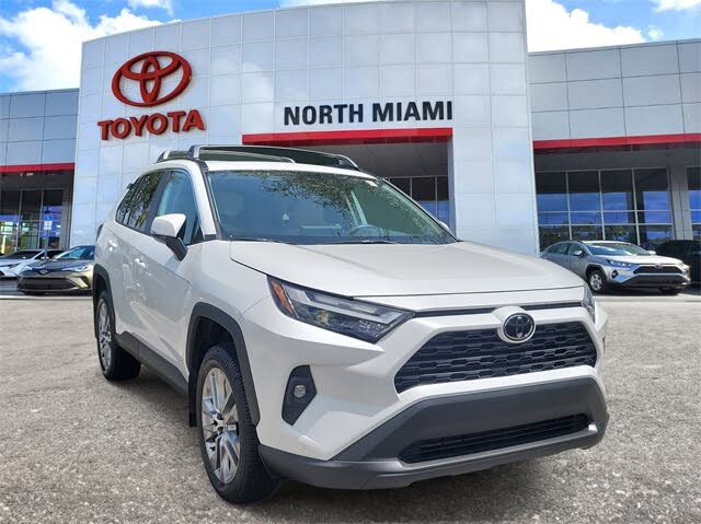 2025 Toyota RAV4 XLE Premium FWD