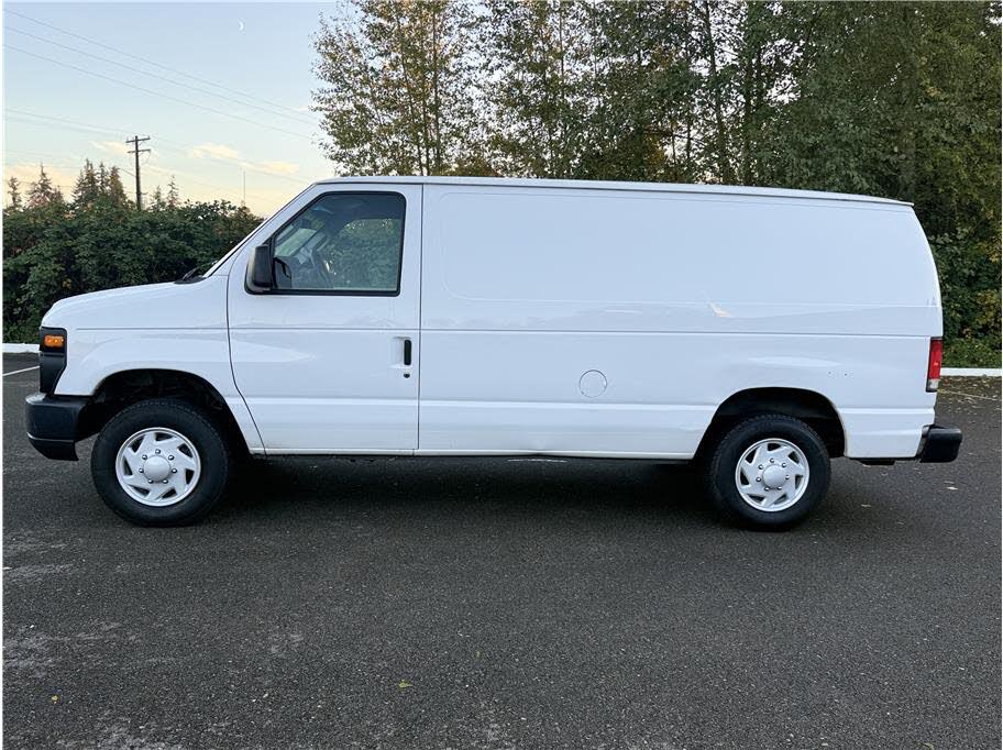 2014 Ford E-Series E-150 Cargo Van