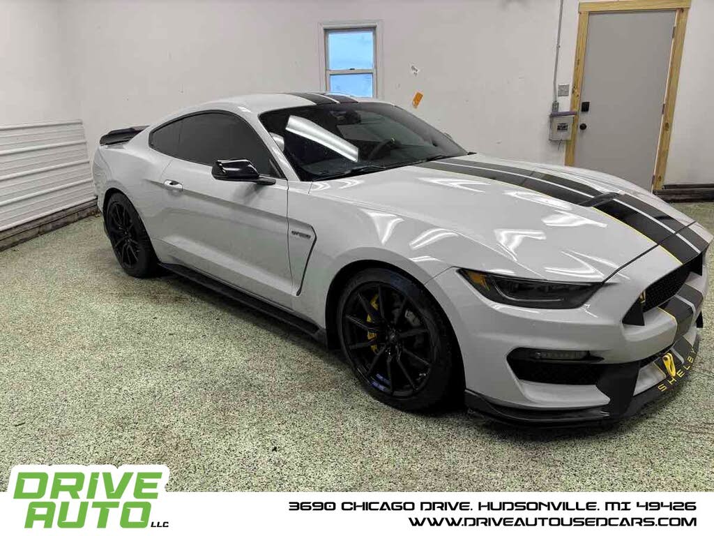 2016 Ford Mustang Shelby GT350 Fastback RWD