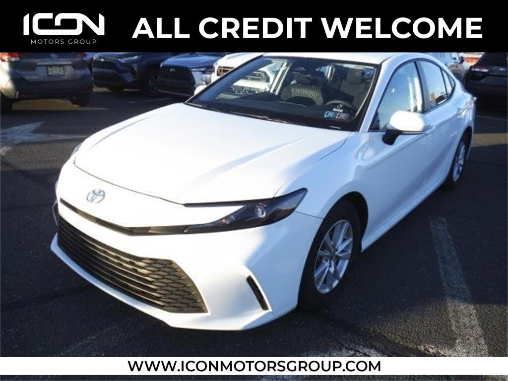 2025 Toyota Camry LE FWD