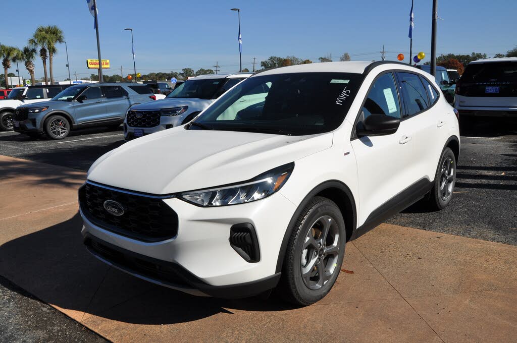 2026 Ford Escape ST-Line FWD