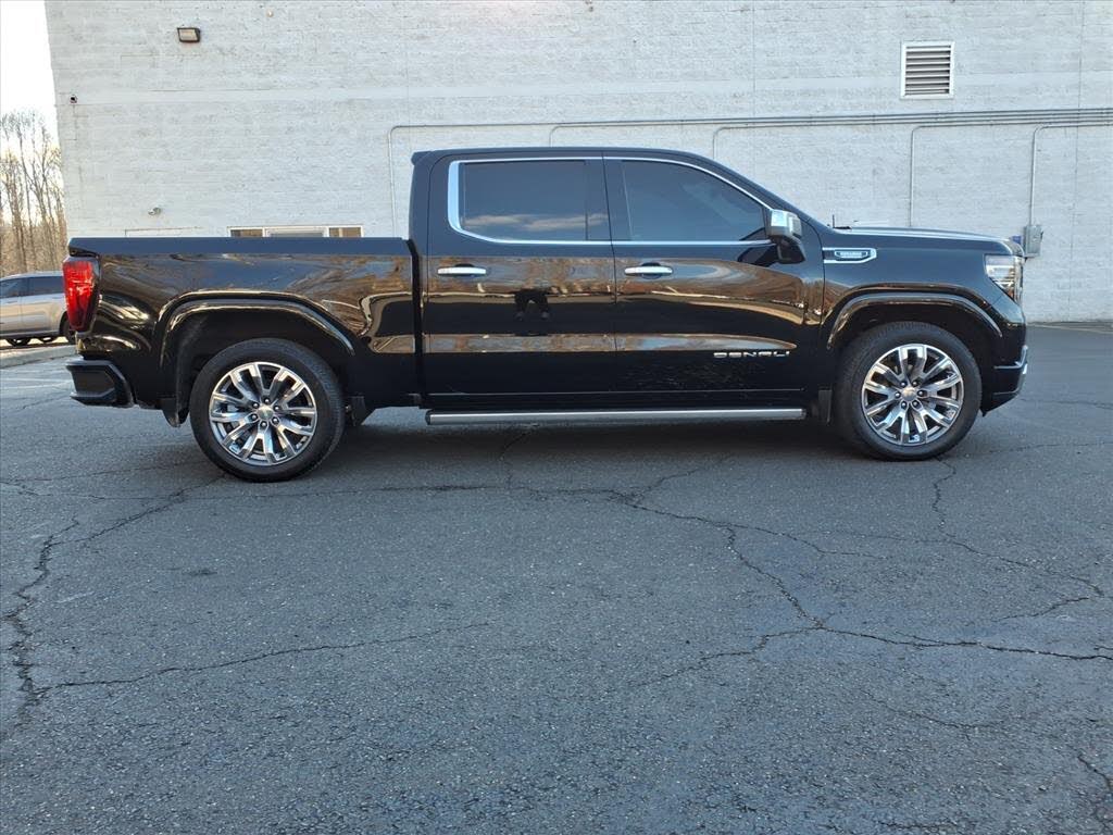 2023 GMC Sierra 1500 Denali Crew Cab 4WD