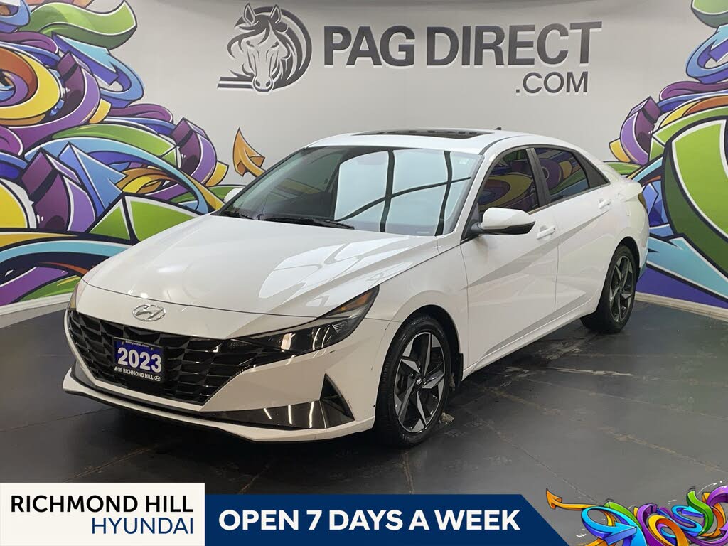 2023 Hyundai Elantra Luxury FWD