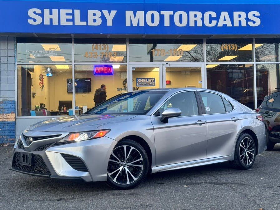 2018 Toyota Camry SE