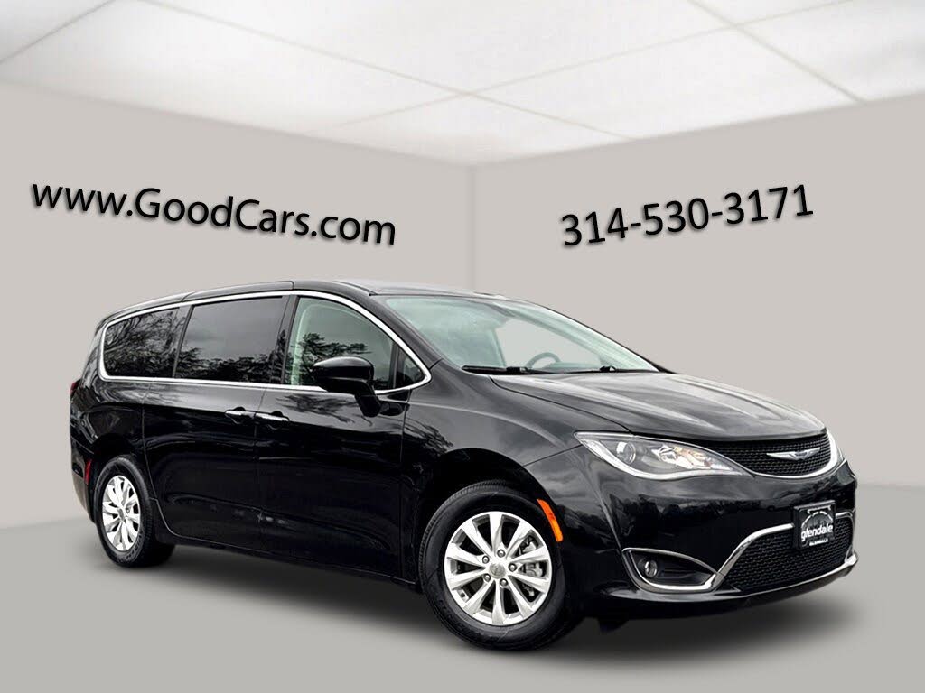2019 Chrysler Pacifica Touring Plus FWD