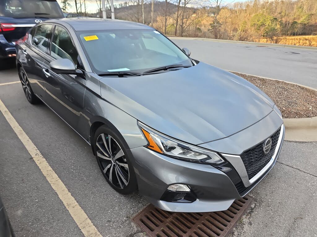 2020 Nissan Altima 2.5 Platinum FWD