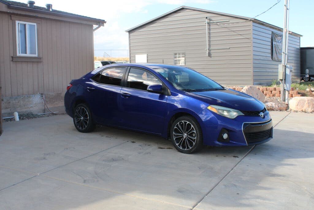 2015 Toyota Corolla S Plus