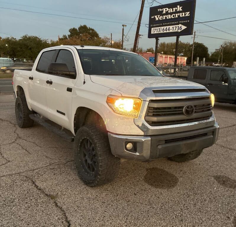 2015 Toyota Tundra SR5 CrewMax 5.7L FFV 4WD