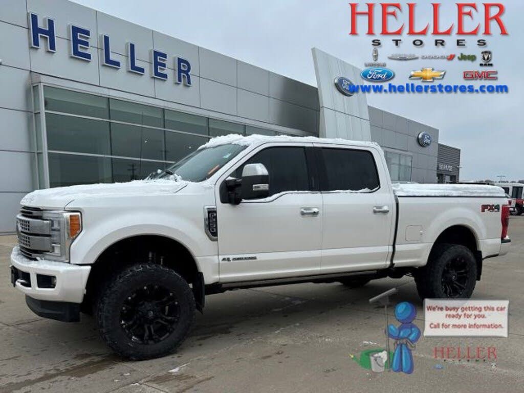 2017 Ford F-250 Super Duty Platinum Crew Cab 4WD