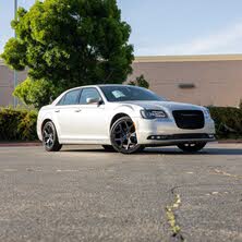 Chrysler 300 S V6 RWD