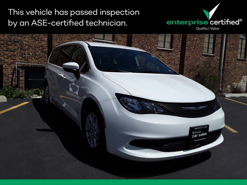 2022 Chrysler Voyager LX FWD