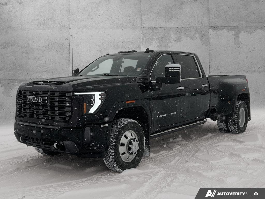 2024 GMC Sierra 3500HD Denali Ultimate Crew Cab 4WD