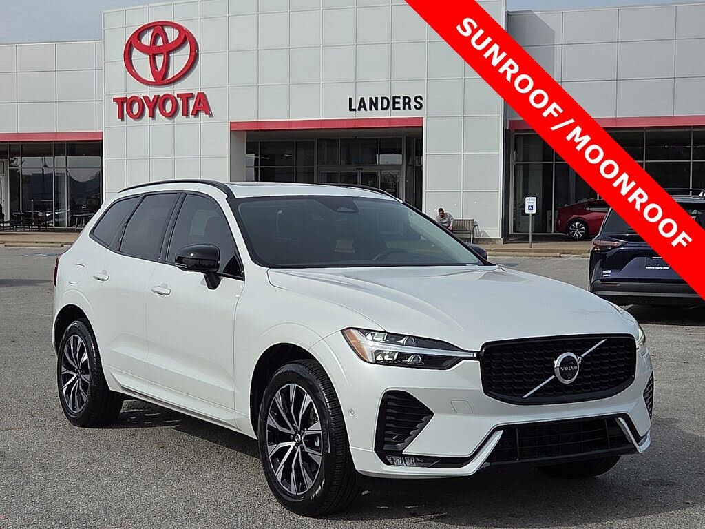 2024 Volvo XC60 B5 Plus Dark Theme AWD