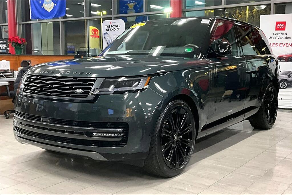 2025 Land Rover Range Rover P400 SE AWD