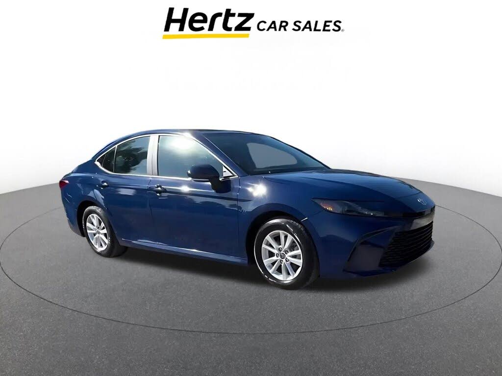 2025 Toyota Camry LE FWD