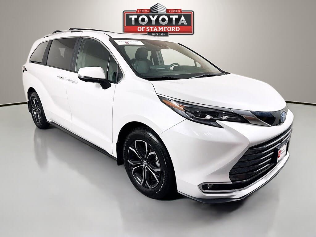 2025 Toyota Sienna Platinum 7-Passenger AWD