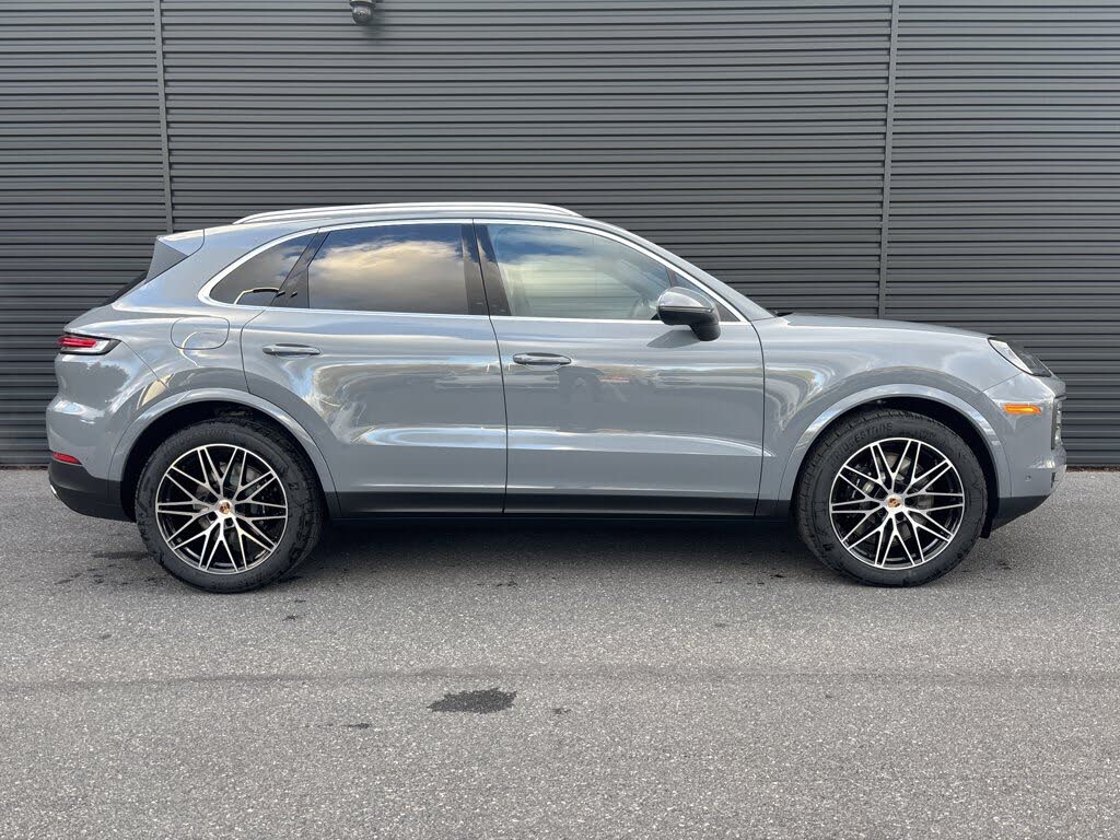 2026 Porsche Cayenne S AWD
