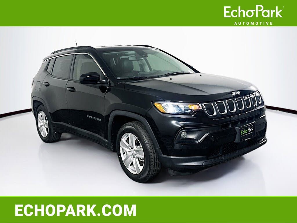 2022 Jeep Compass Latitude FWD