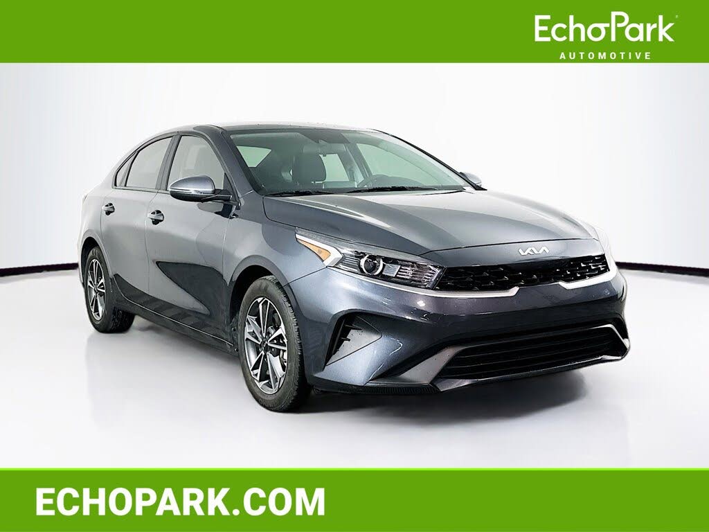 2023 Kia Forte LXS FWD