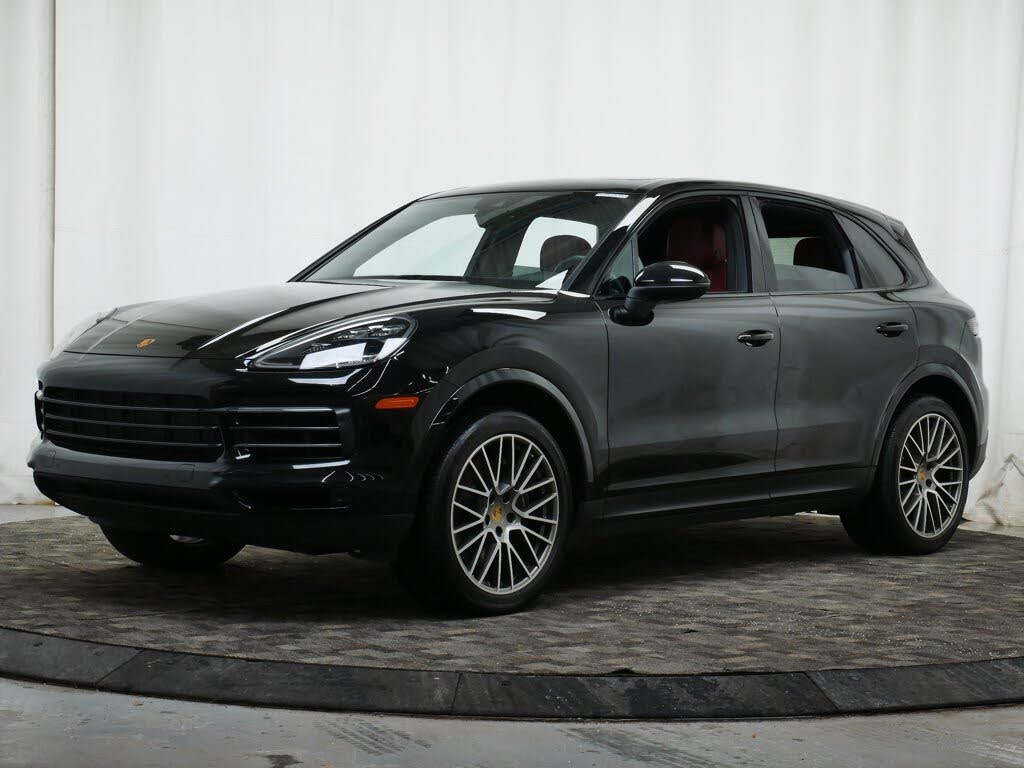 2023 Porsche Cayenne Platinum Edition AWD