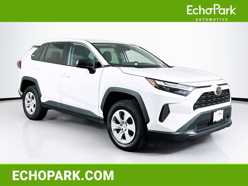 2023 Toyota RAV4 LE FWD