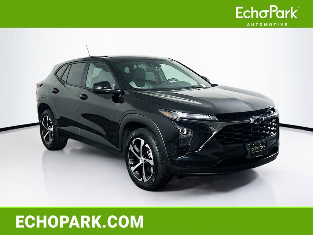 2024 Chevrolet Trax RS with 1RS FWD